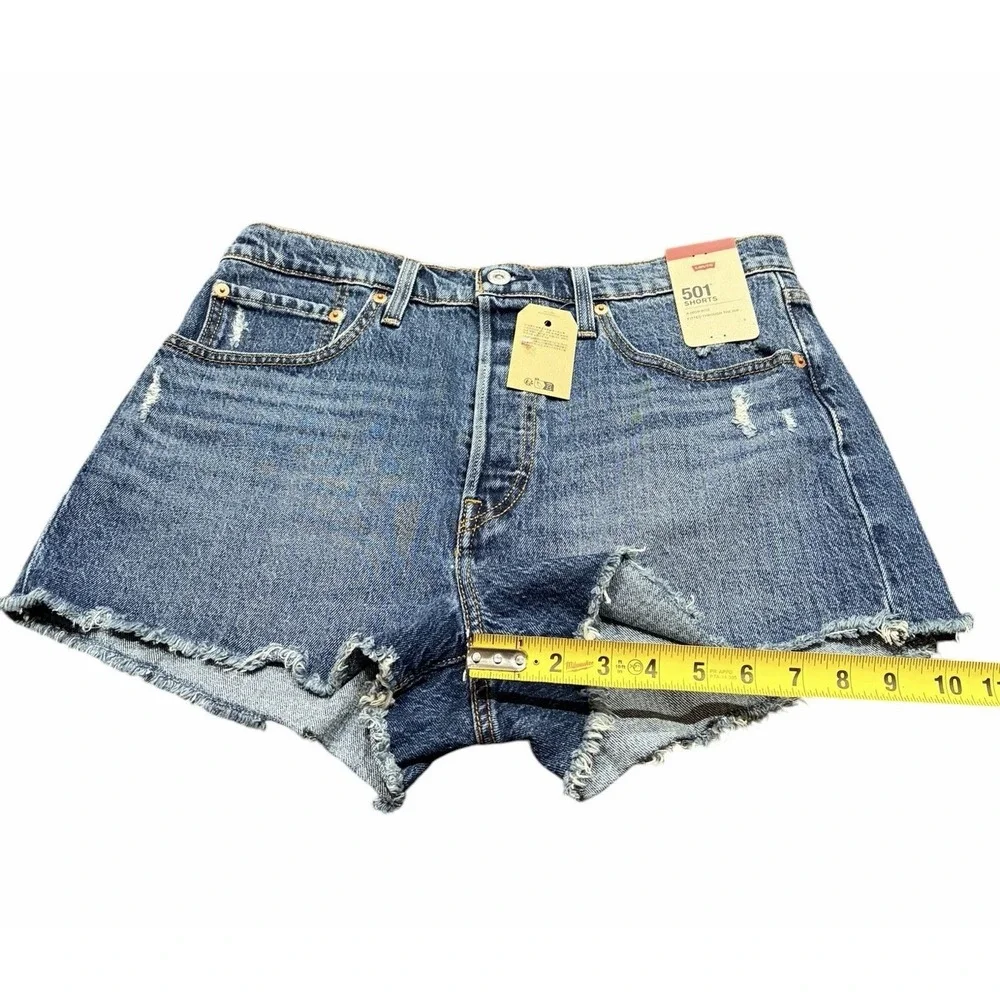 Levi's 501 NWT High Rise Women's Shorts Blue Fringe Size 31 Button Fly